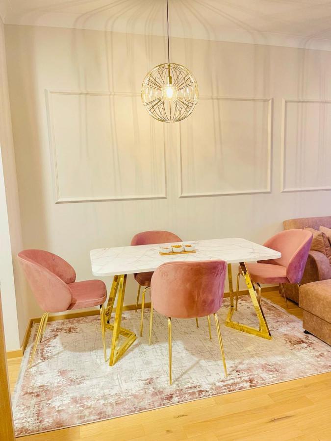 Апартаменти Stan Na Dan "Apartman Purple" Баня-Лука Екстер'єр фото