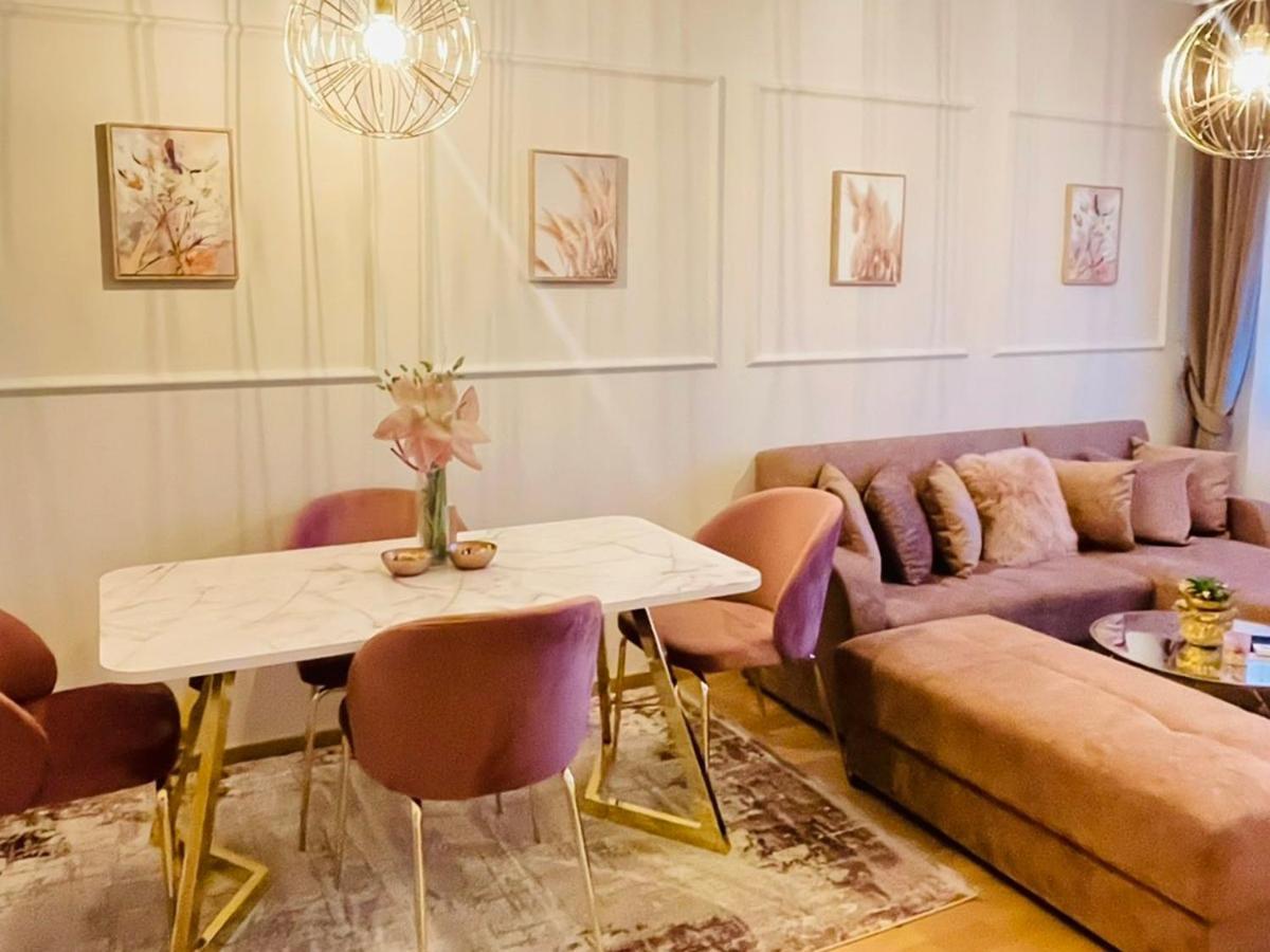 Апартаменти Stan Na Dan "Apartman Purple" Баня-Лука Екстер'єр фото